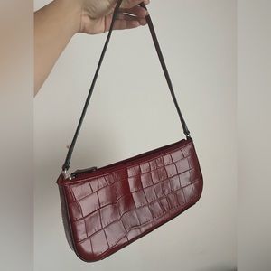 Red shoulder long bag